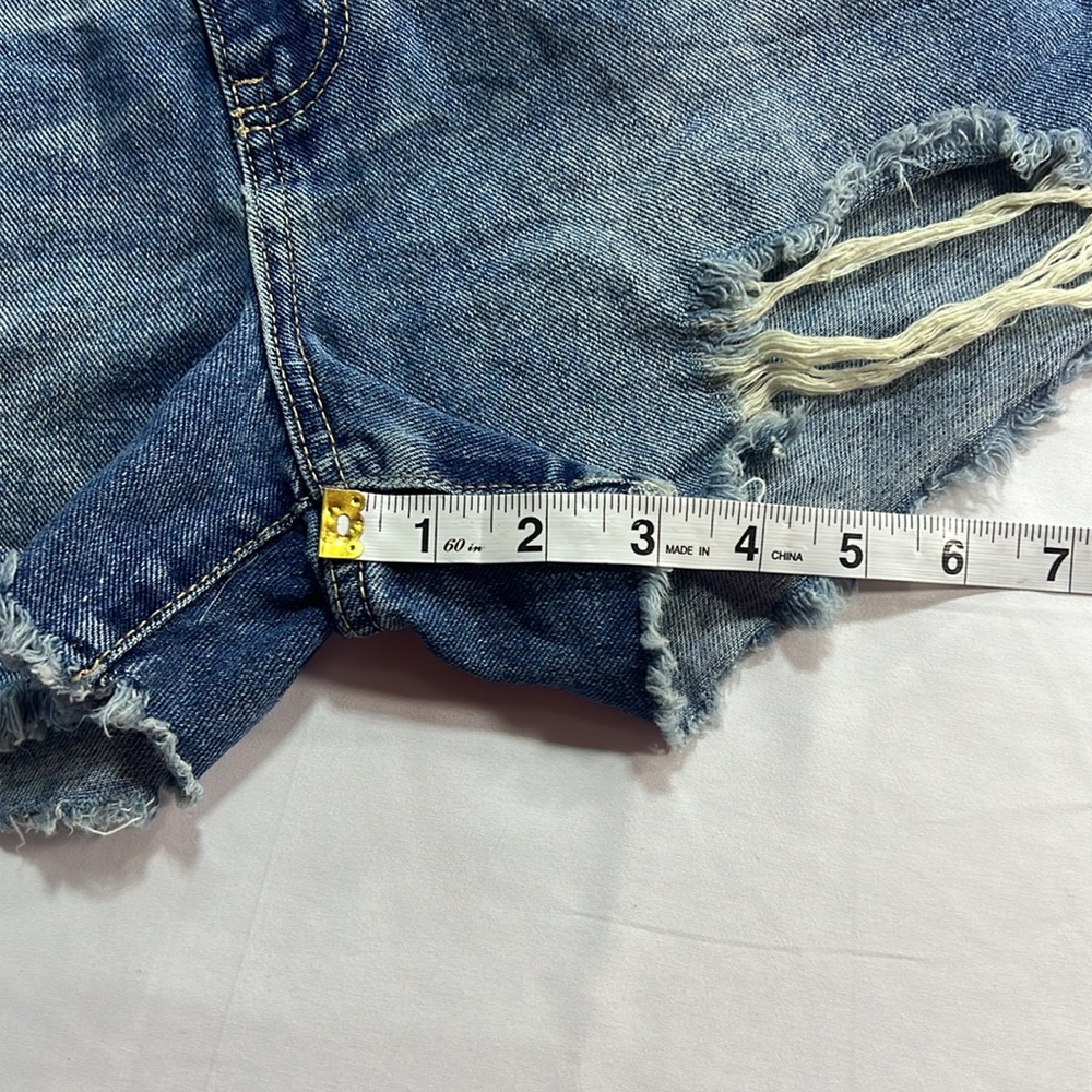 YMI festival Shorty Jean shorts size 5/27 - Picture 7 of 8